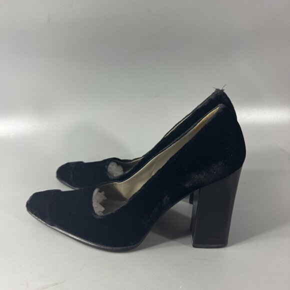 Prada Pointed Toe Black Velvet High Heel Pumps, Size 36.5 - Picture 6 of 16
